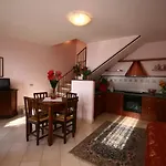 Casa Oliva Borgo Del Benessere Delle Marche 3* Bargni