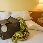 Otel Casa Oliva Borgo Del Benessere Delle Marche 3*