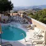 Casa Oliva Borgo Del Benessere Delle Marche 3*