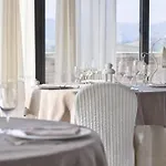 Casa Oliva Borgo Del Benessere Delle Marche Otel Bargni