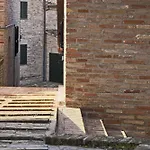 Casa Oliva Borgo Del Benessere Delle Marche Otel Bargni