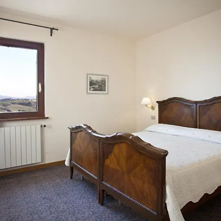 Casa Oliva Borgo Del Benessere Delle Marche Hotel