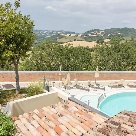 Otel Casa Oliva Borgo Del Benessere Delle Marche 3*