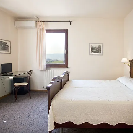 Casa Oliva Diffuso Hotel Bargni